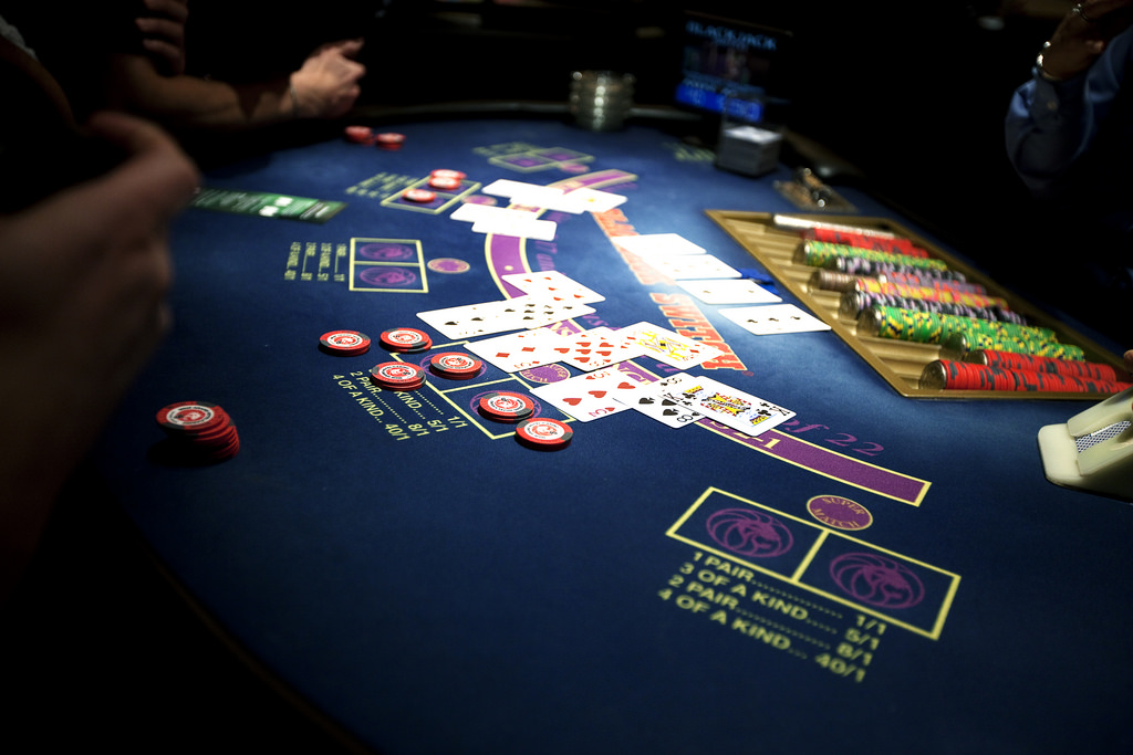 Jefs very first black jack hand. Ever.